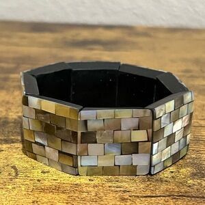 Mosaic Shell Stretch Bracelet